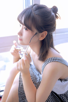 蜉蝣冷山就木